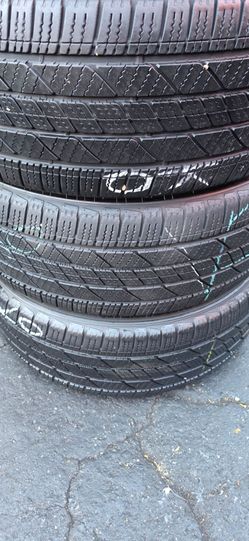 4 tires 275/55r20 Bridgestone dueler LX
