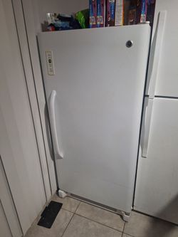 5 foot Deep freezer