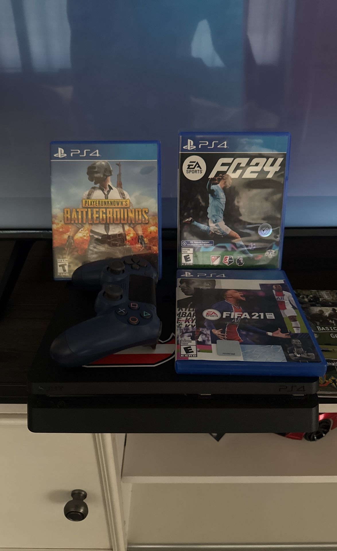 PS4