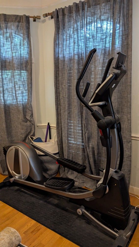 Proform Smart Spirit 6.5 Elliptical Machine
