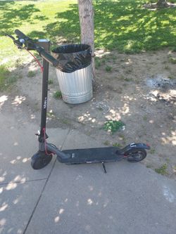 Electric scooter