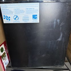 Mini Fridge 