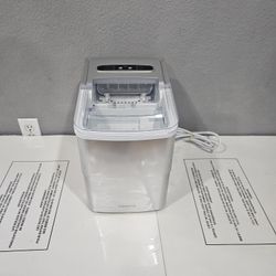 portable ice maker 26lb silver by insignia (3)