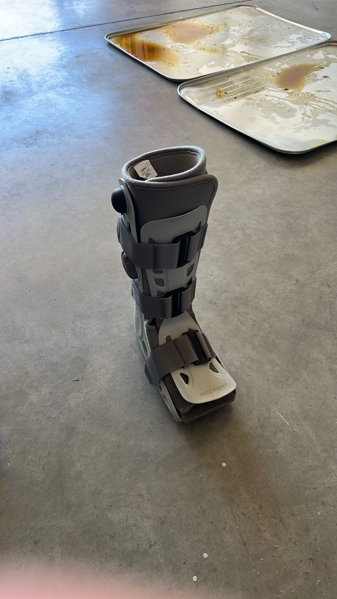 Medical boot - SMALL