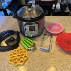 Large Instant Pot Stainless Liner for Sale in Seattle, WA - OfferUp