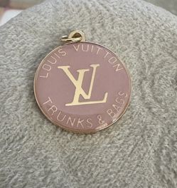 L V Trunks And Bags Jewlery 