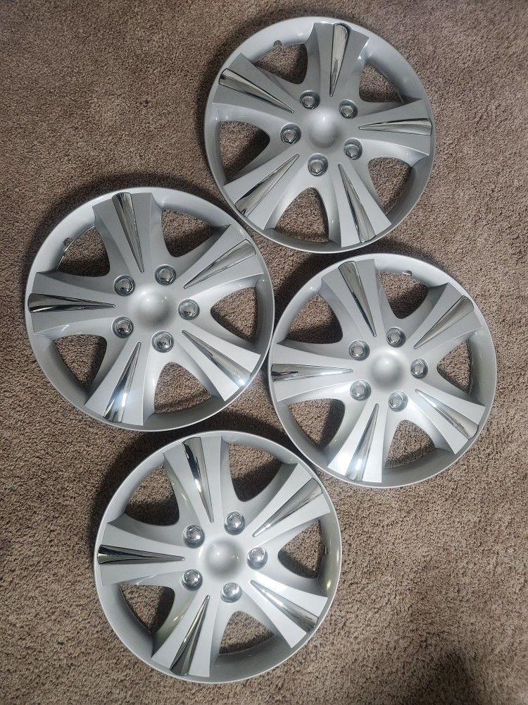 4 Silver-Chrome GT-5 Wheel Covers 15"