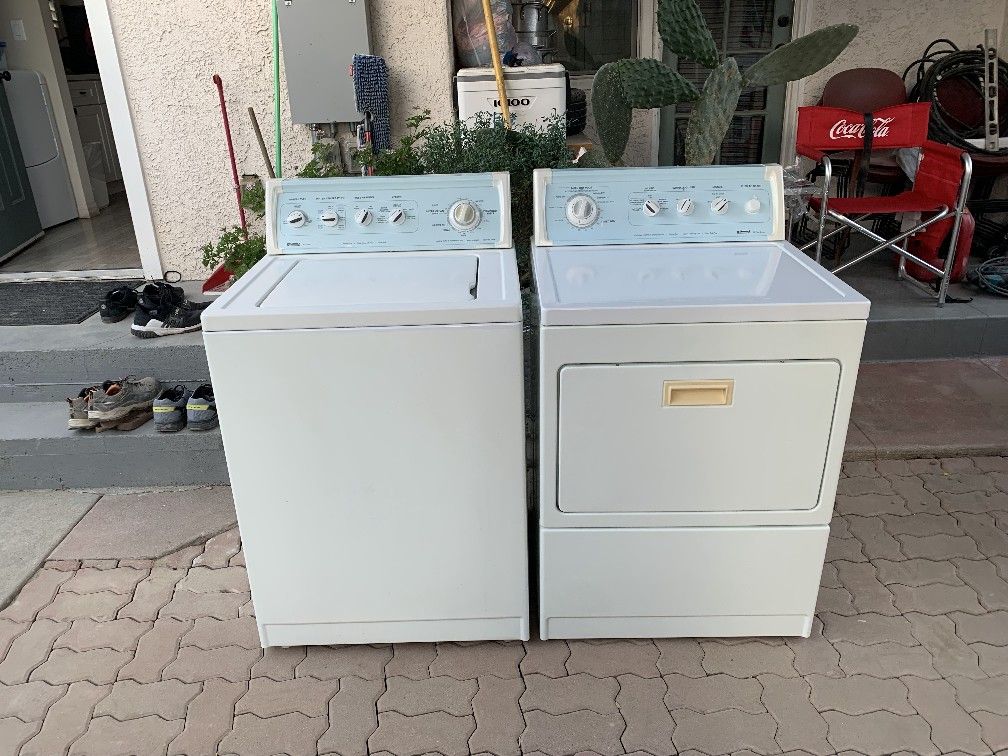 Washer And Gas Dryer 