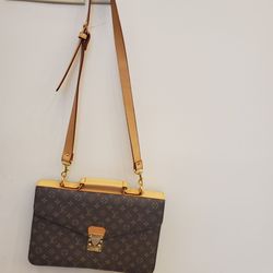 Pre-owned LV Briefcase With Straps 15.75 X 10 X 3 Inches 