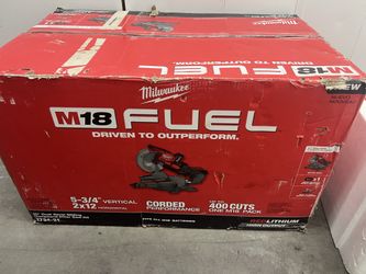 Milwaukee 10 Inch Miter Saw Kit M18