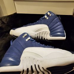 Size 6y- 97. Jordan 12 Retro Indigo 