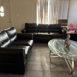 COUCH & COFFEE TABLE | SILLONES Y MESA