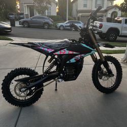 2025 Surron Hyperbee