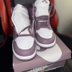 Jordan 1 Retro HIGH OG “Mauve”