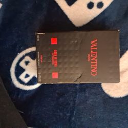 VALENTINO 