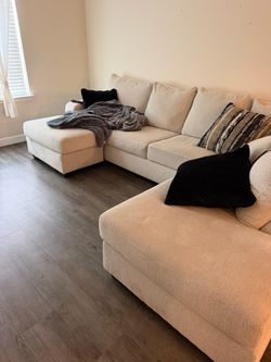 Large Cream Fabric Sectional Sofa with Chaise