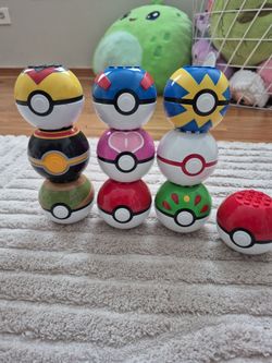 Pokémon pokeballs