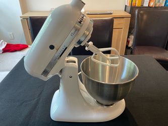 Kitchen Aid Artisan Stand Mixer