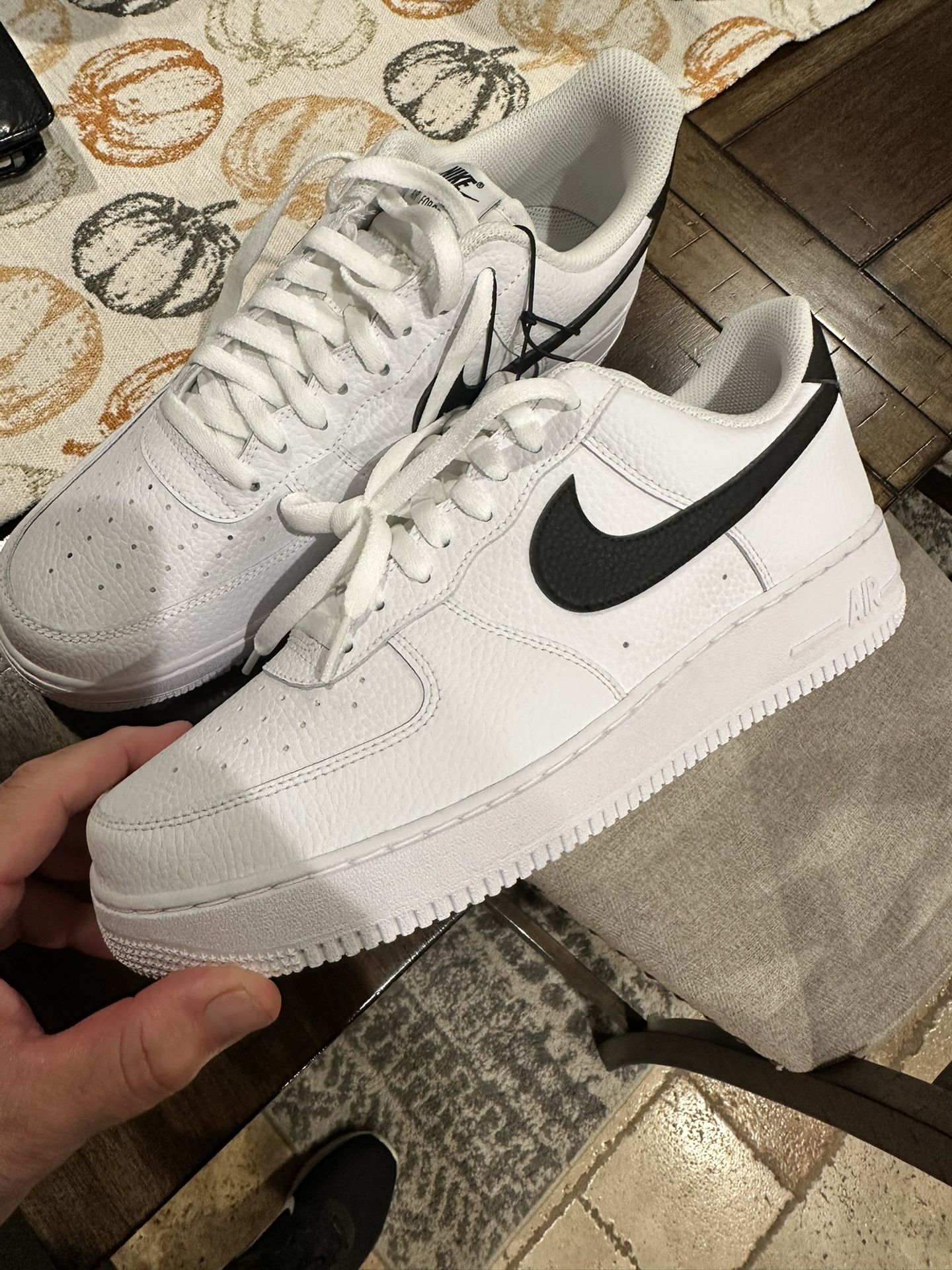 NEW Nike Air Force 1 Shoes
