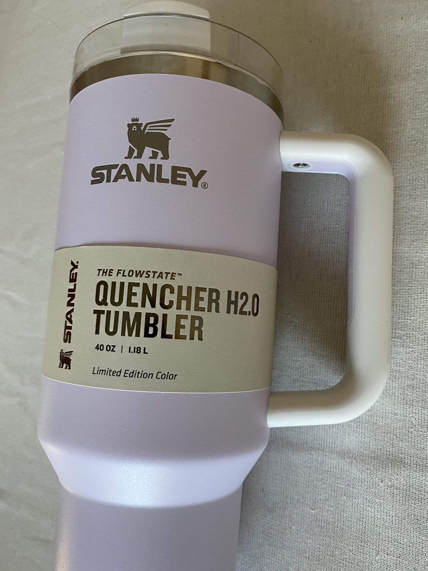 NEW Stanley 40oz ADVENTURE QUENCHER H2.0 TUMBLER. FLOWSTATE. WISTERIA  COLORBLOCK