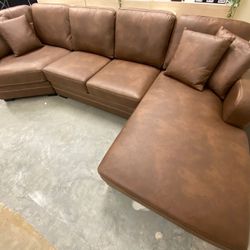 FREE DELIVERY AND INSTALLATION - NEW 🆕 In 📦 Cuddler Section Brown Color -Look our profile for more