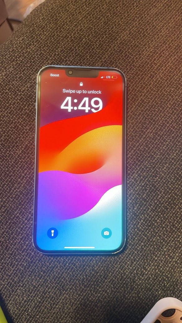 iPhone 13