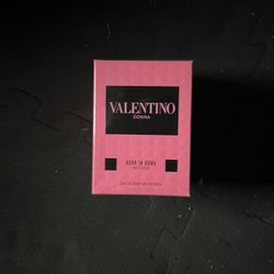 Valentino Donna Intense Eau De Parfum 3.4 Fl Oz / 100 ml