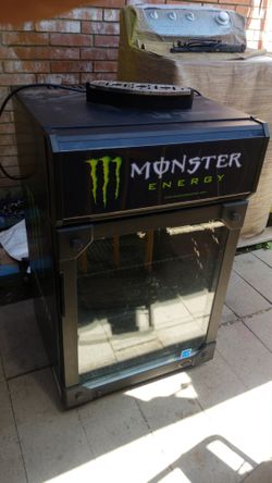 monster energy cooler trabajando perfectamentr 0 detalles seminueva