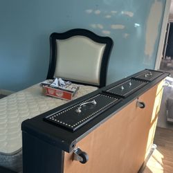 Twin Bed