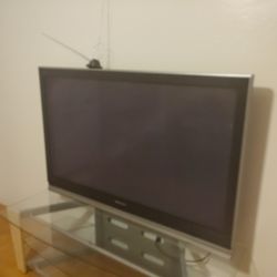 Panasonic Tv *** Good Deal ***