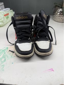 Adidas size 4