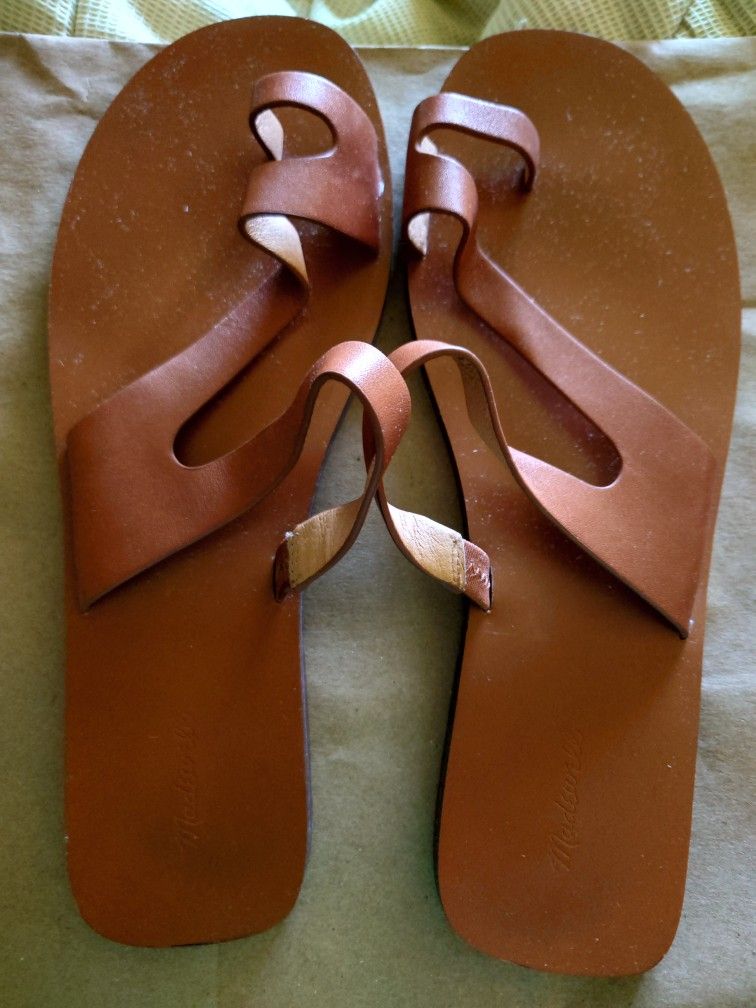 Madewell Gabi Asymmetric-Strap Sandal