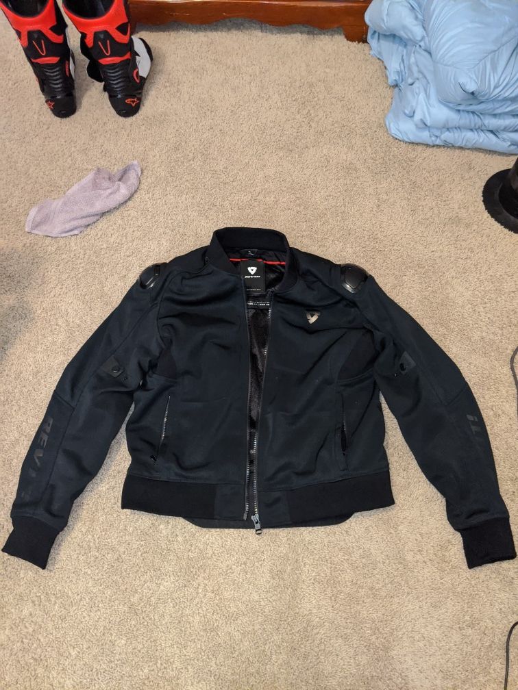 Revit! Traction Jacket