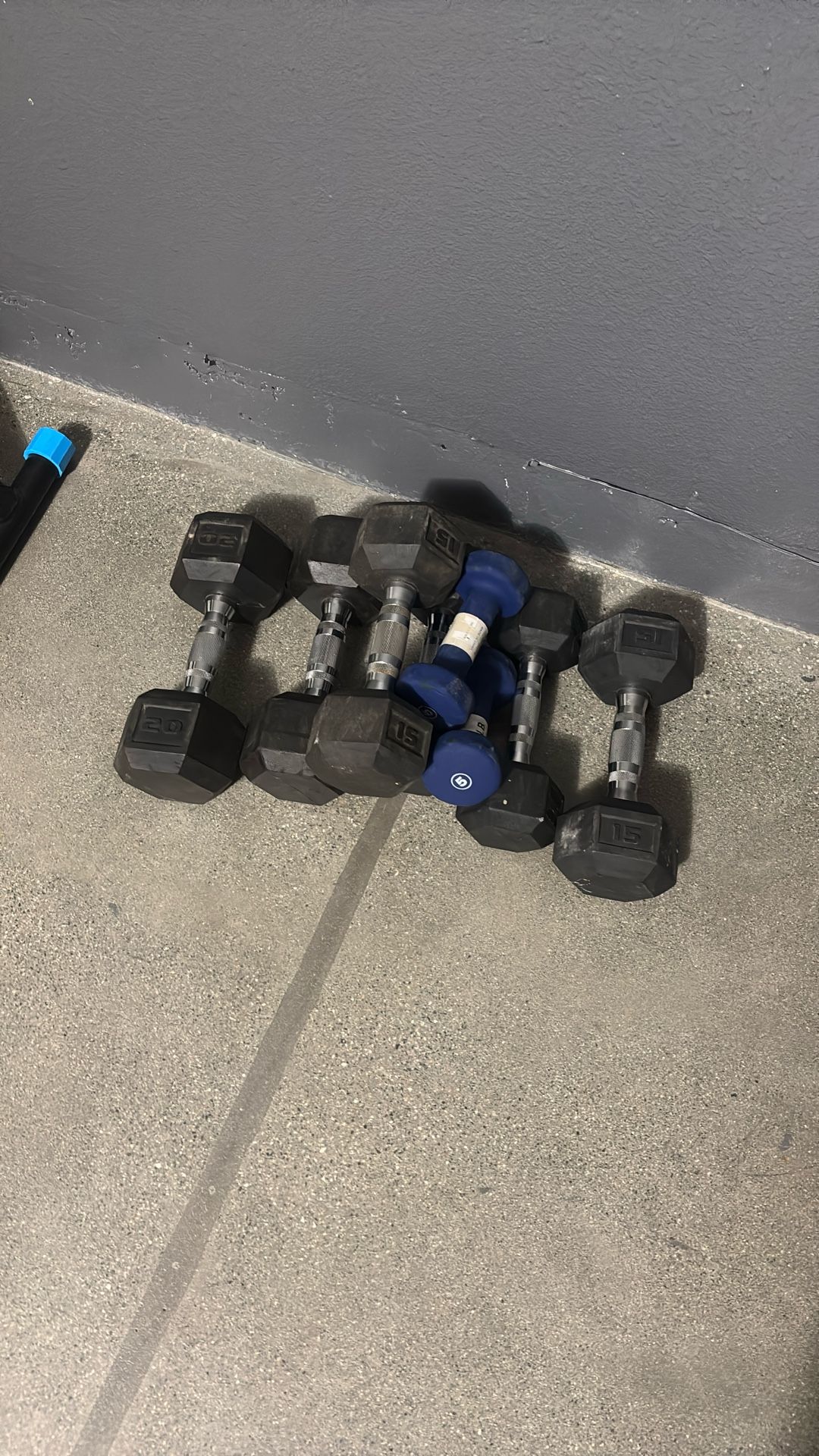Dumbbells 