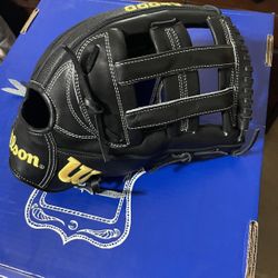 Wilson  A2000  Pro Issue Baseball/Softball Glove