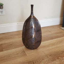 Tall Decorative Bronze-Patterned Metal Vase – Statement Accent Piece