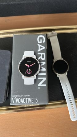 Garmin VivoActive 5 Smart Watch