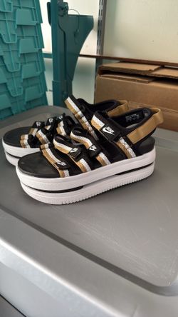 Nike sandals
