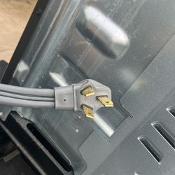 GE Electric Stove Adora Edition Price Is Negotiable 