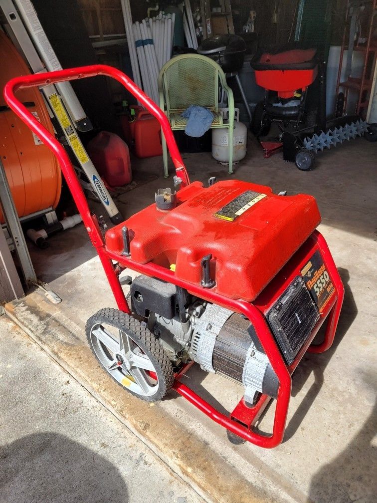 Generac Wheelhouse 5550  Rated Watts 8550 Briggs And  Stranton   Like New 2000.00