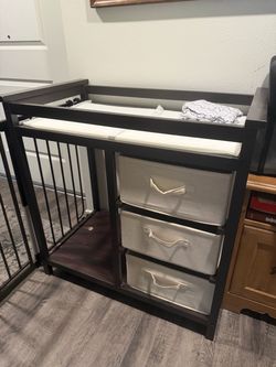 Baby changing table
