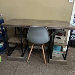 Desk And chair