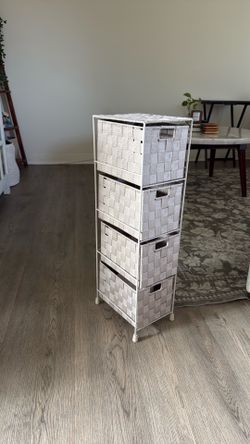 Storage cabinet