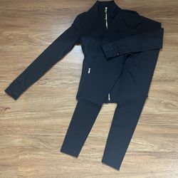 Lululemon Black Set – Size 4 – Gold Zipper – Brand New With Bag