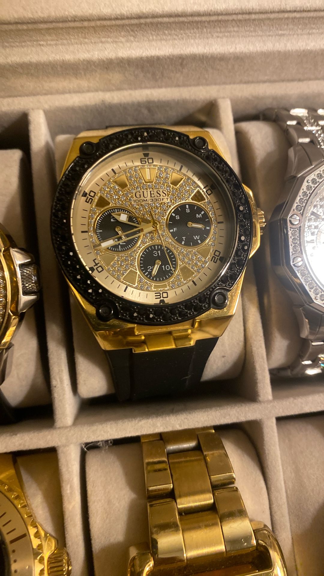 Guess Crystal Watch