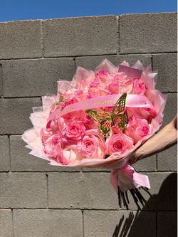 Pink rose bouquet