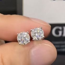 Moissanite Earrings 