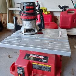 Craftsman router, 25000 rpm, with table. Like new. $130 OBO