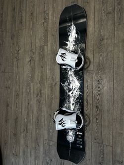 Libtech Orca 156cm Jones Meteorite Bindings