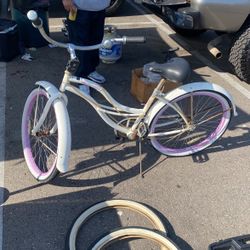 Beach Cruiser Bike